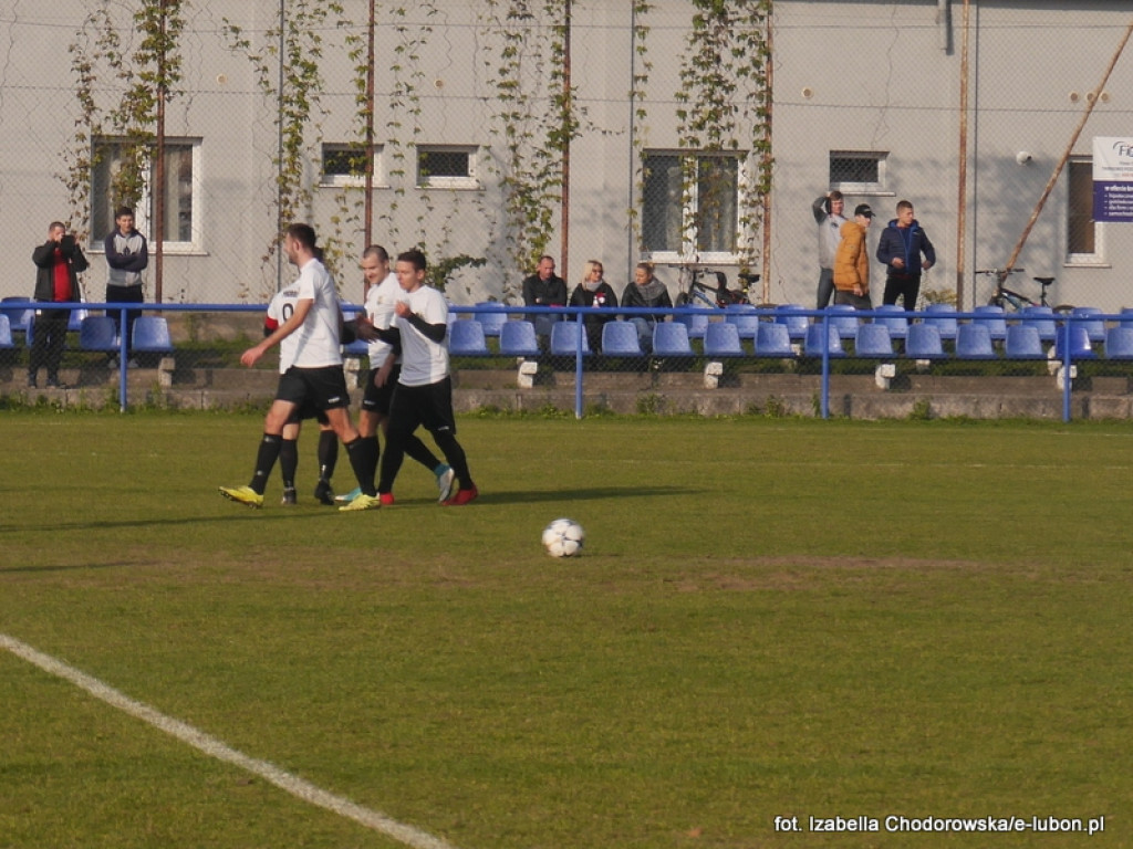 Pogrom Luboń wygrywa z Lubońskim 1943