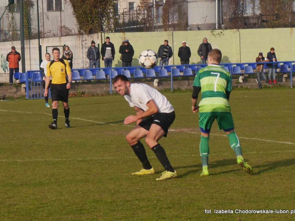 Pogrom Luboń wygrywa z Lubońskim 1943