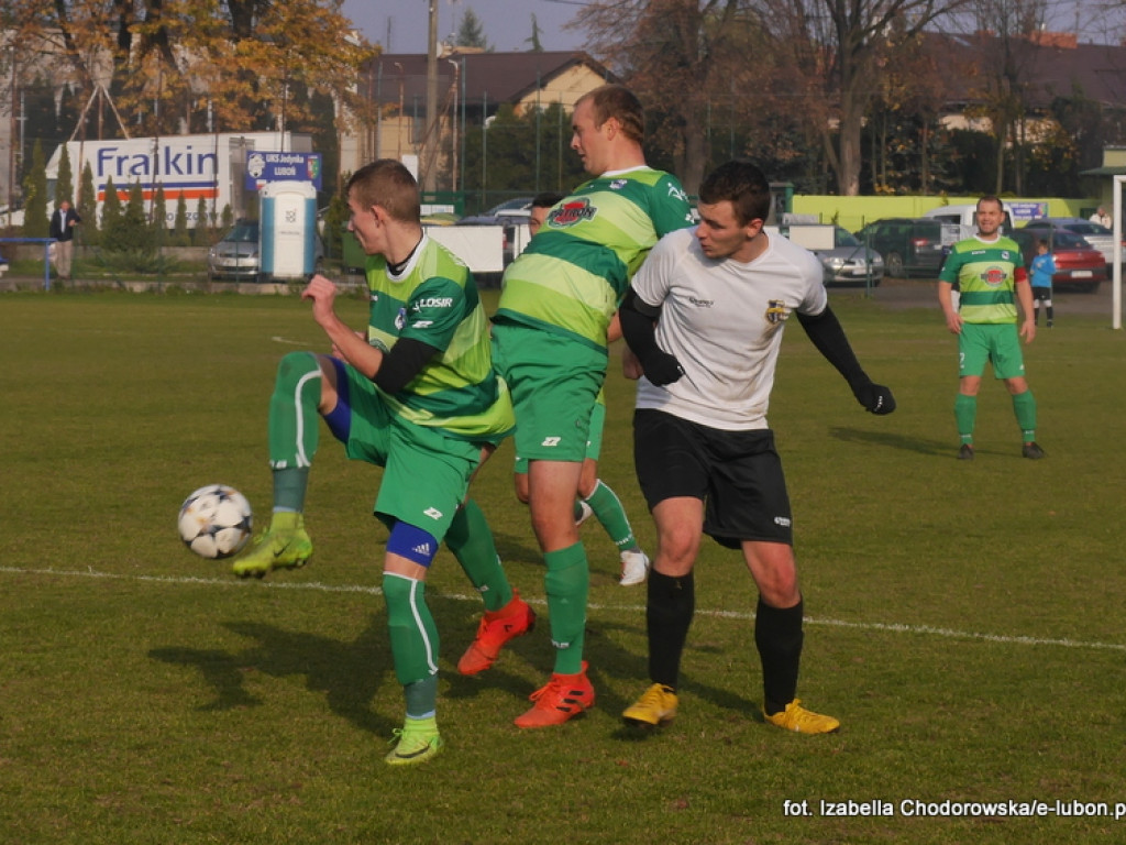 Pogrom Luboń wygrywa z Lubońskim 1943