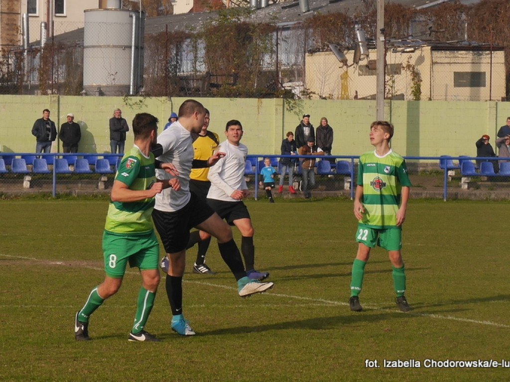 Pogrom Luboń wygrywa z Lubońskim 1943