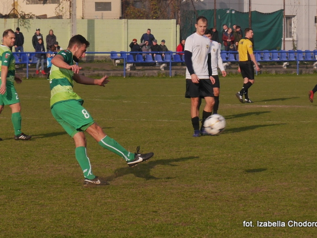 Pogrom Luboń wygrywa z Lubońskim 1943