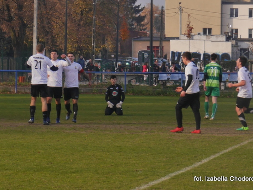 Pogrom Luboń wygrywa z Lubońskim 1943