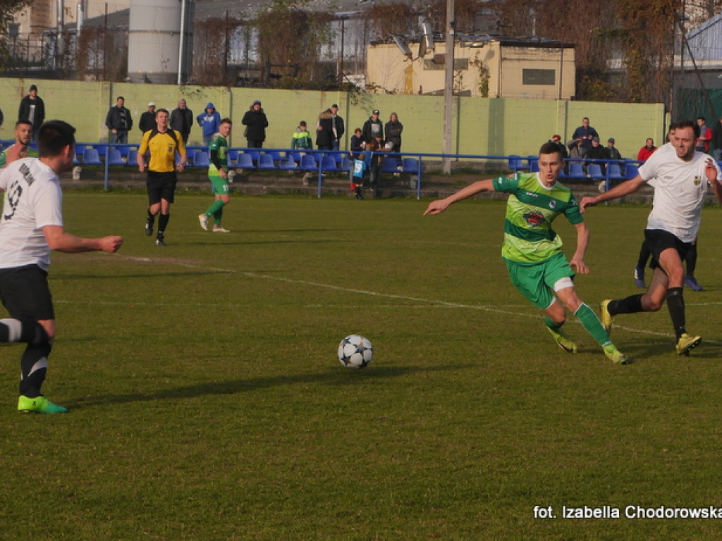 Pogrom Luboń wygrywa z Lubońskim 1943