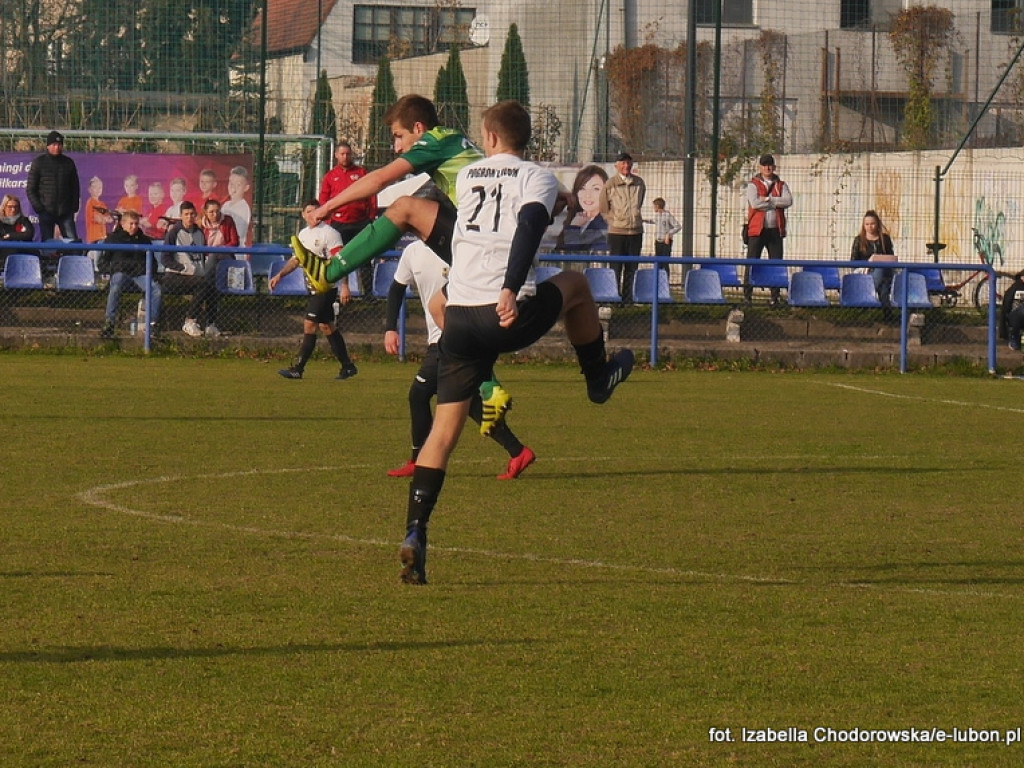 Pogrom Luboń wygrywa z Lubońskim 1943