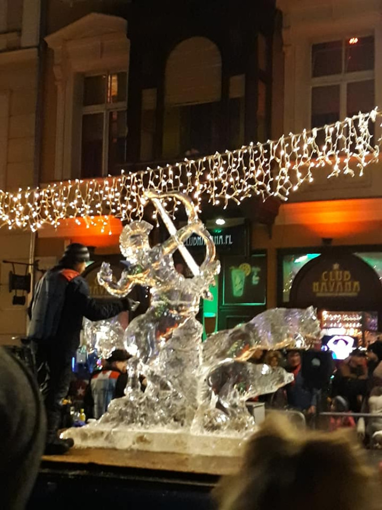 Rzeźby Lodowe na poznańskim Starym Rynku [AKTUALIZACJA - FOTO]