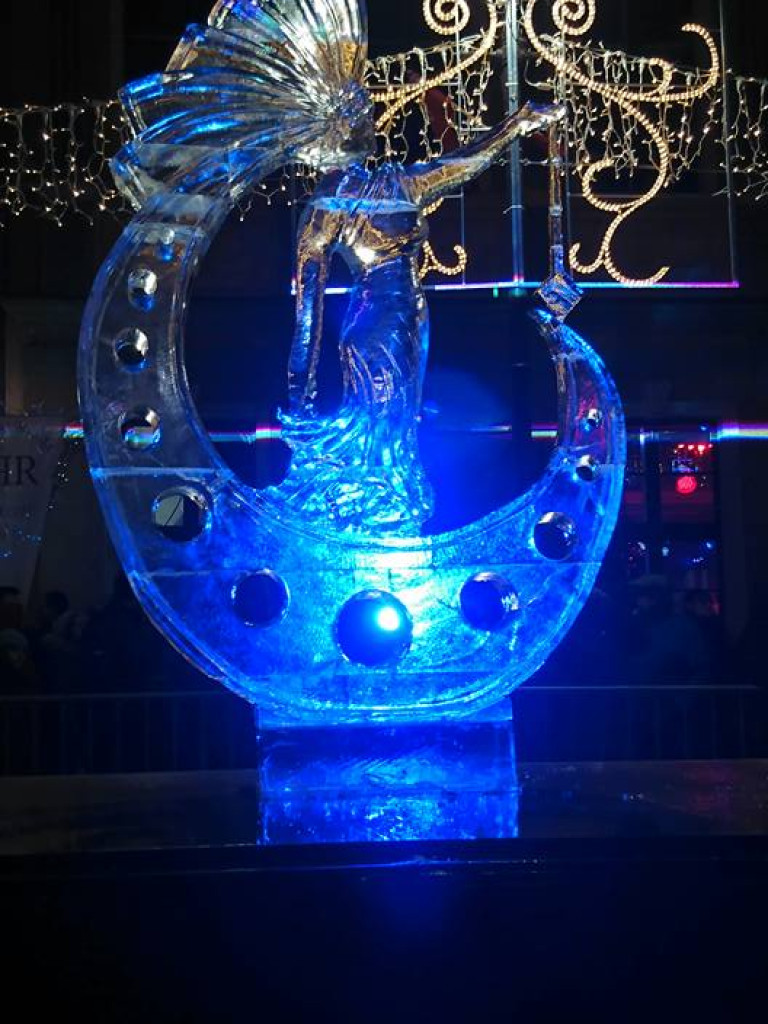 Rzeźby Lodowe na poznańskim Starym Rynku [AKTUALIZACJA - FOTO]