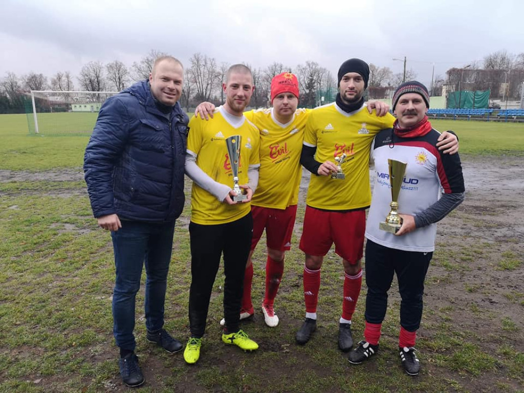 Stella Luboń - Stella Old Boys 5:5