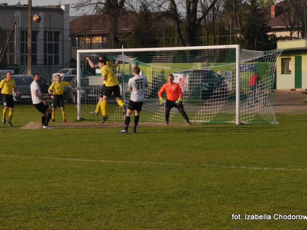 Pogrom Luboń przegrywa po golu w ostatniej minucie - FOTORELACJA