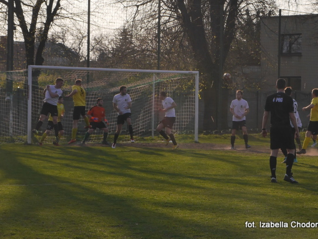 Pogrom Luboń przegrywa po golu w ostatniej minucie - FOTORELACJA
