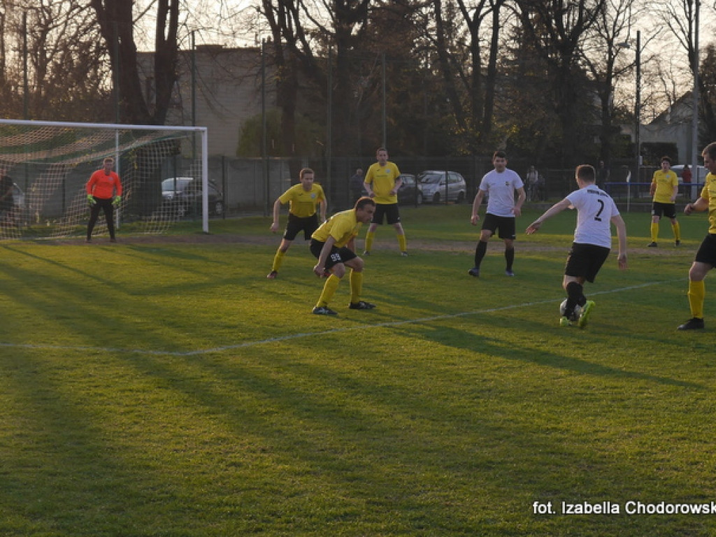 Pogrom Luboń przegrywa po golu w ostatniej minucie - FOTORELACJA
