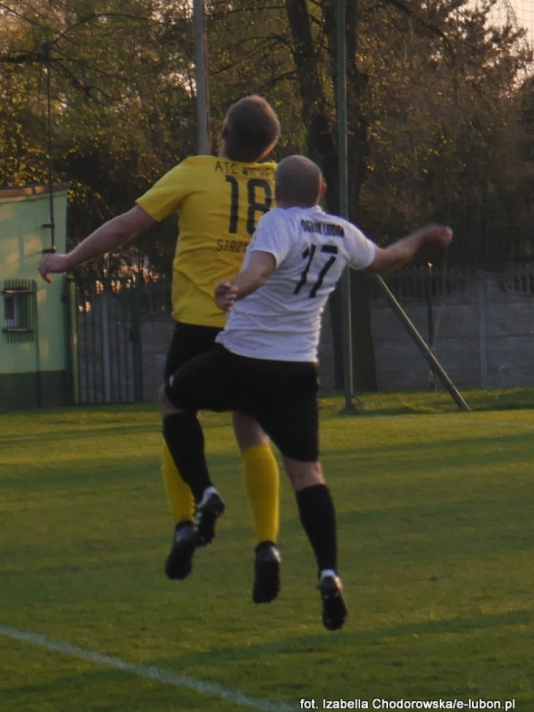 Pogrom Luboń przegrywa po golu w ostatniej minucie - FOTORELACJA