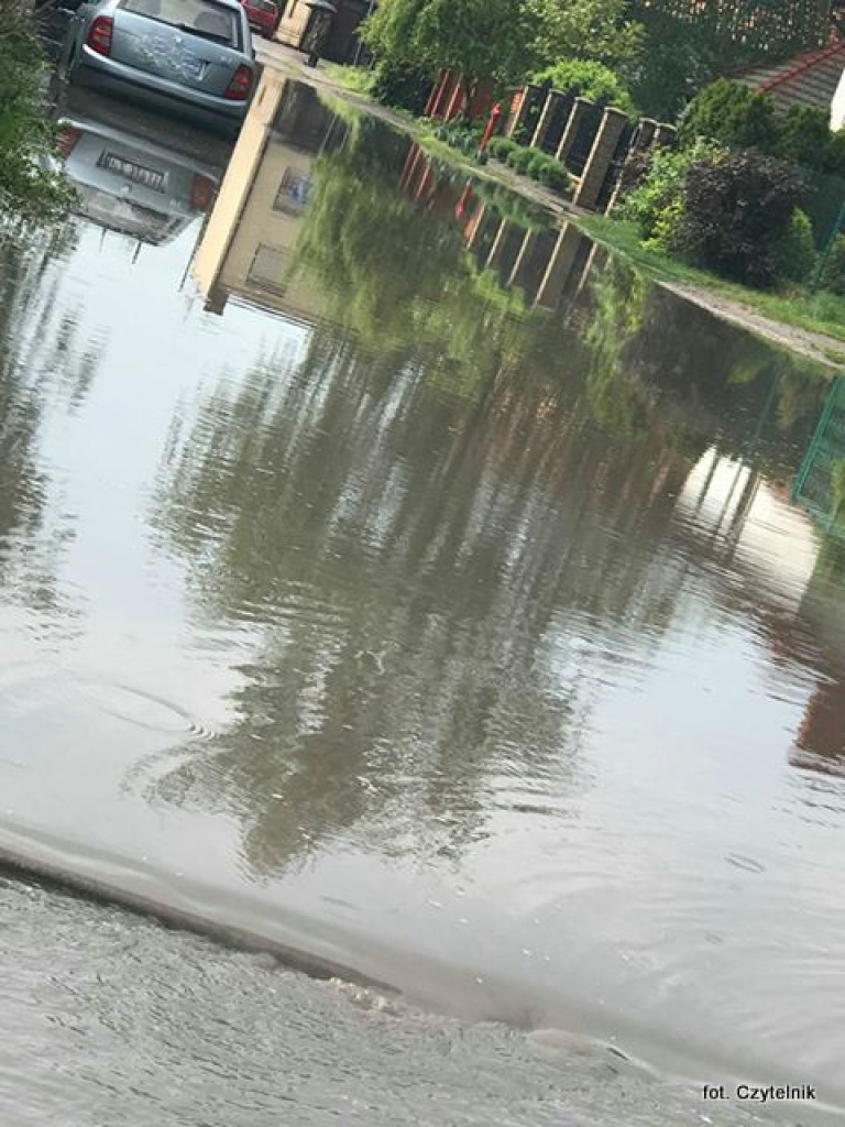 Kilka minut deszczu i zalane ulice - list do redakcji [AKTUALIZACJA 20.05]