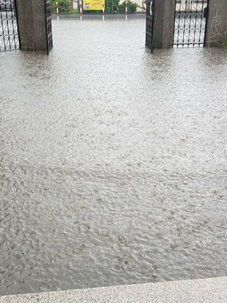 Kilka minut deszczu i zalane ulice - list do redakcji [AKTUALIZACJA 20.05]