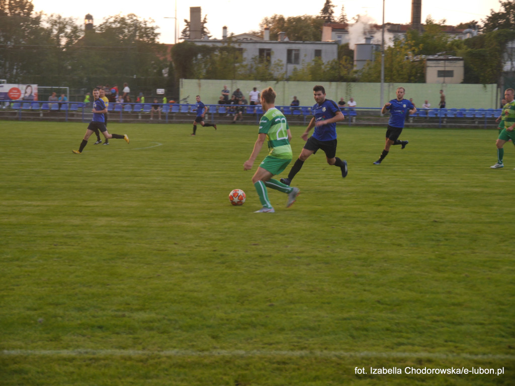 Derby Lubonia - festiwal niewykorzystanych rzutów karnych