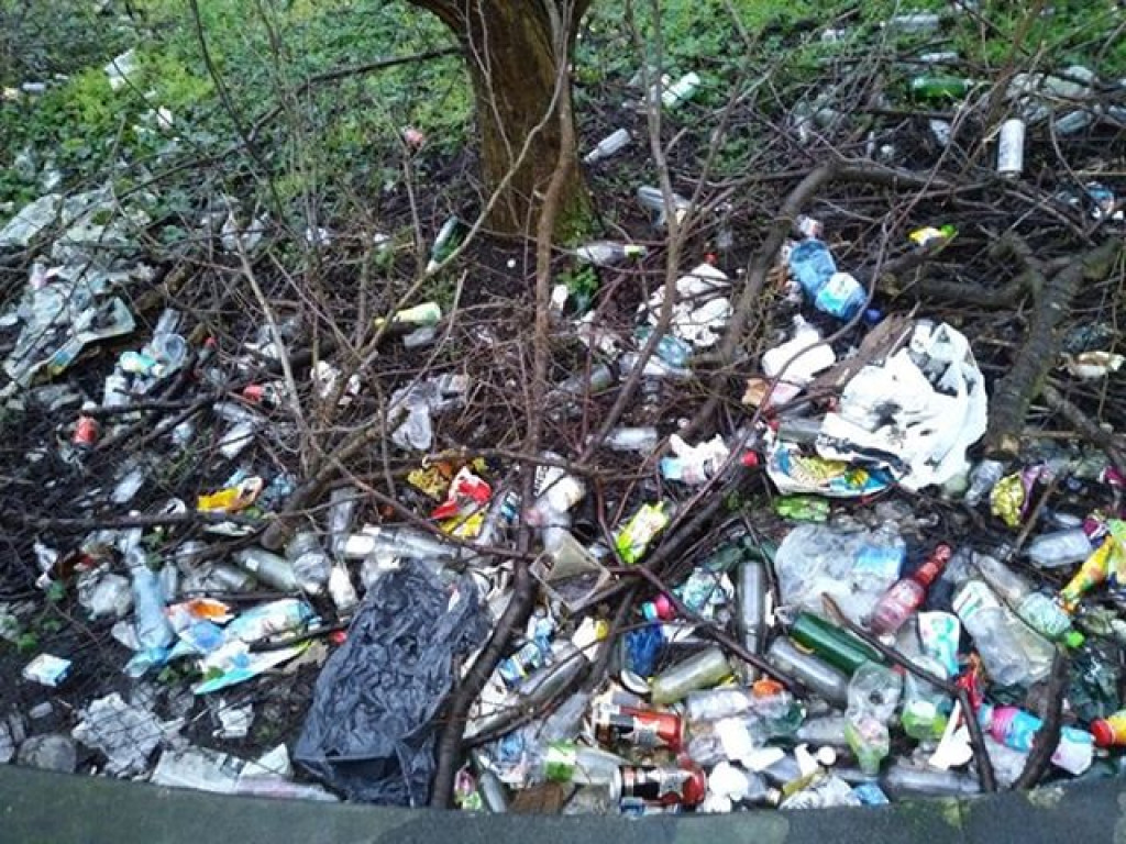 Problem z pijącymi pod sklepem - list do redakcji [AKTUALIZACJA]