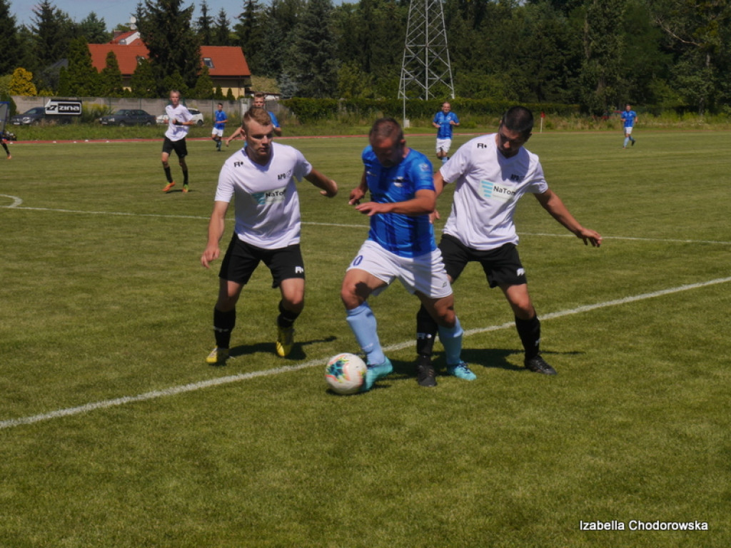 Luboński gromi AP Dębiec