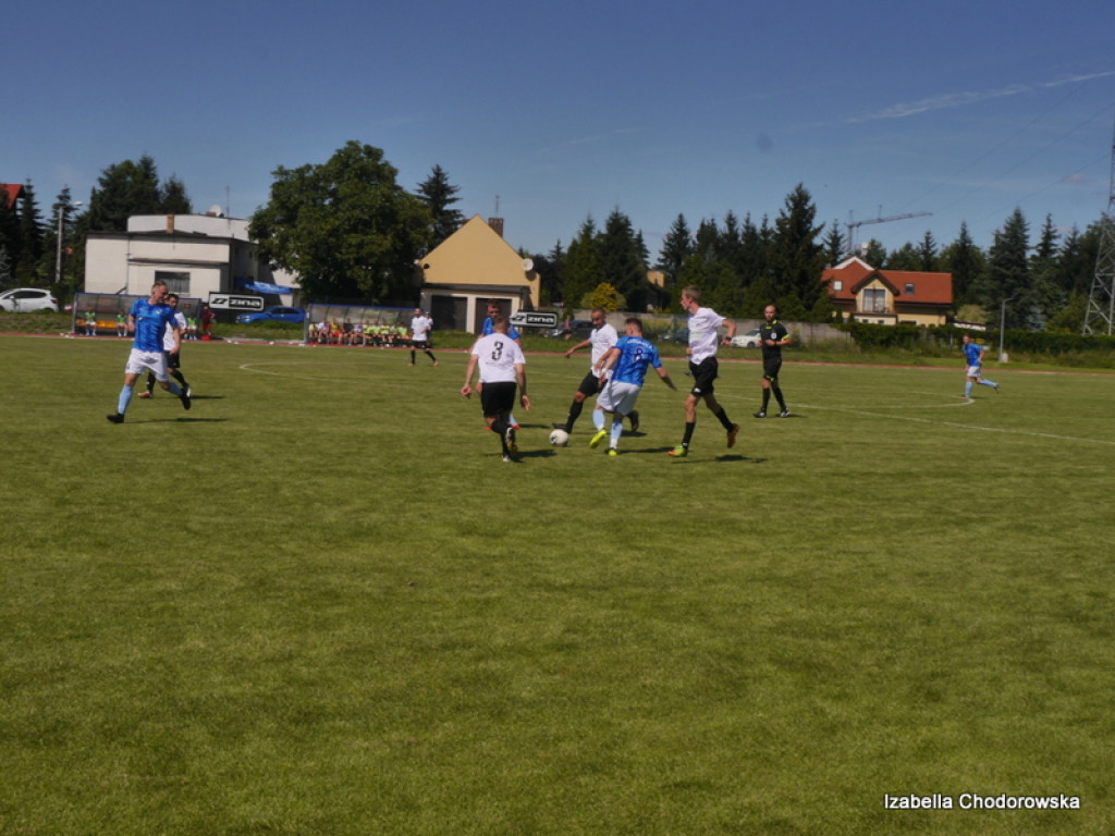 Luboński gromi AP Dębiec