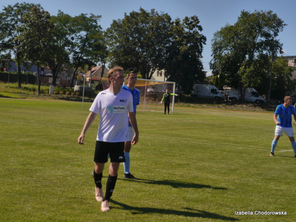 Luboński gromi AP Dębiec