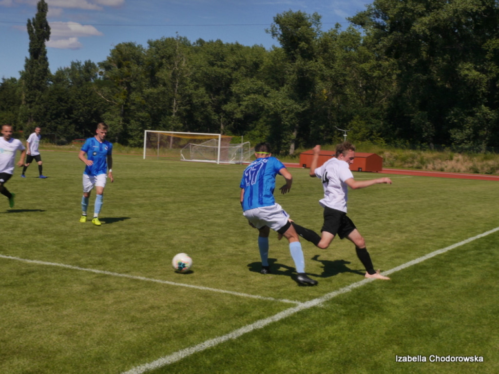 Luboński gromi AP Dębiec