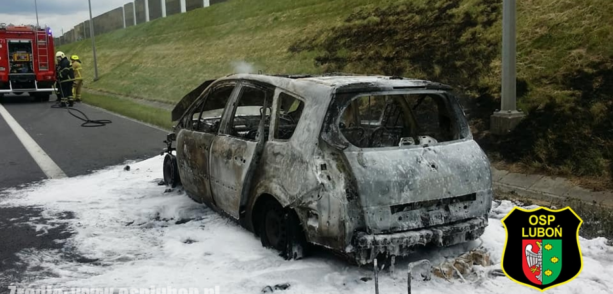 Spłonął samochód na A2