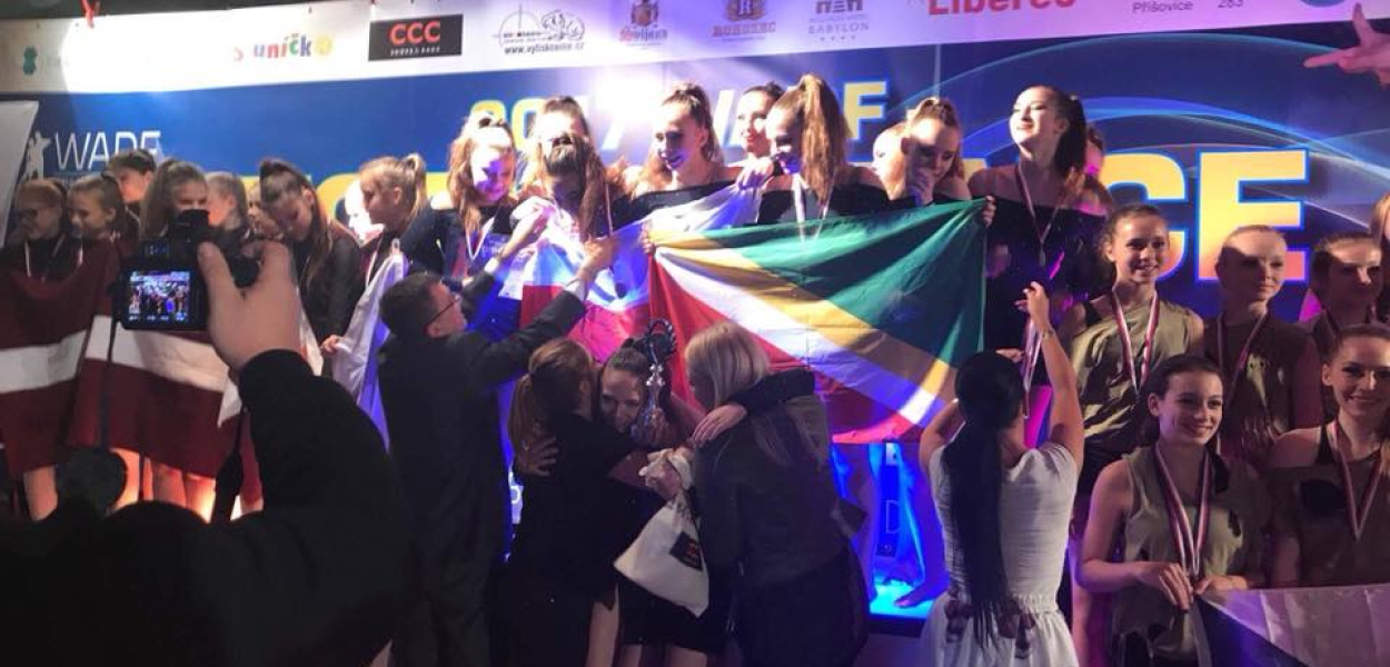 Dziewczyny z Akademii Tańca Bezuma Mistrzyniami Świata!