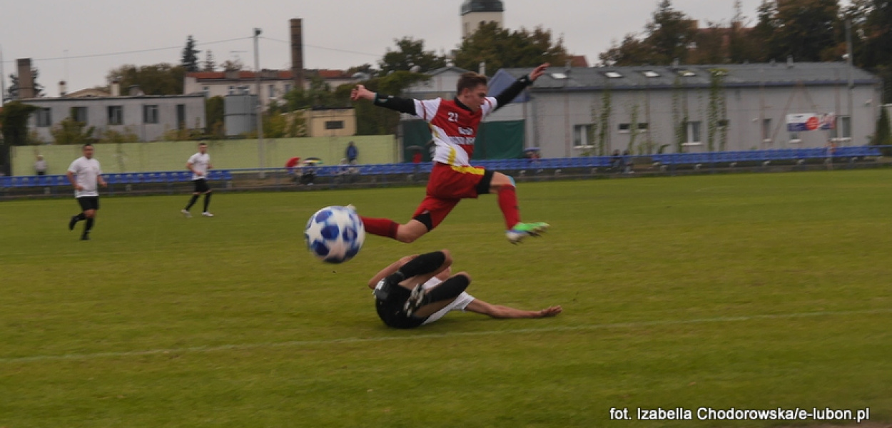 Pogrom zdobywa pierwsze punkty