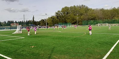 Stadion Miejski w Luboniu tętni życiem w dni powszednie i weekendy-22224