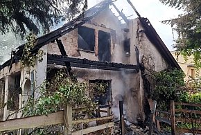 Dramatyczny koniec - pożar w domu jednorodzinnym w Puszczykowie-22526