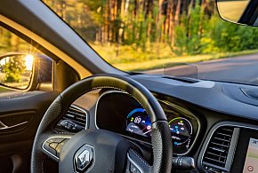Masz to auto w garażu? Producent natychmiast wzywa na kontrolę!-26019